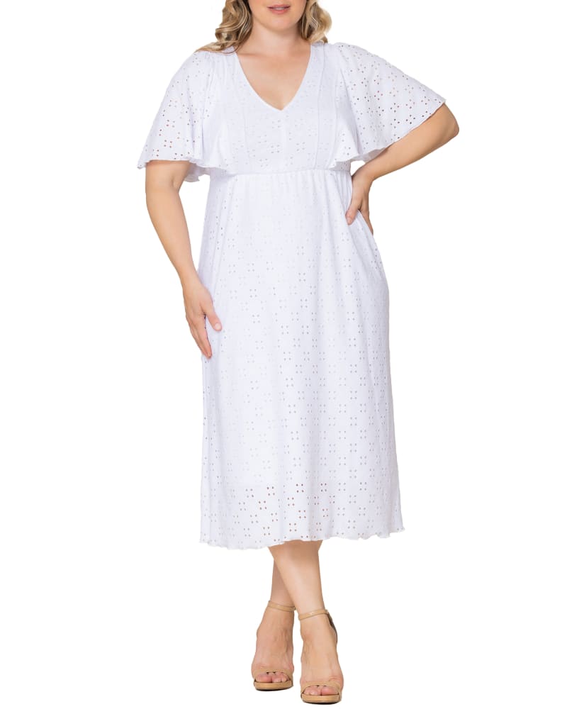 Front of a model wearing a size 2X Lucy Eyelet Maxi Dress in WHITE by Kiyonna. | dia_product_style_image_id:353058